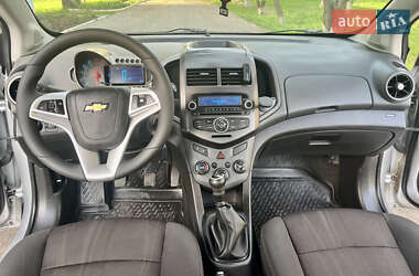 Седан Chevrolet Aveo 2012 в 