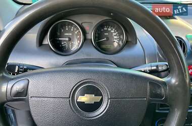 Хэтчбек Chevrolet Aveo 2007 в 