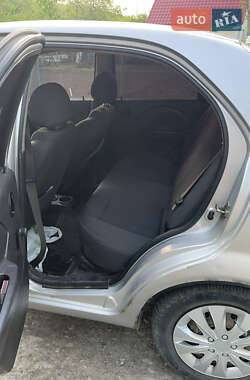 Седан Chevrolet Aveo 2005 в 