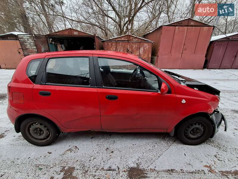 Хэтчбек Chevrolet Aveo 2006 в Киеве фото 3 Хэтчбек Chevrolet Aveo 2006 в Киеве