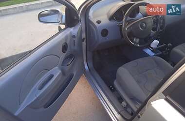 Седан Chevrolet Aveo 2005 в 