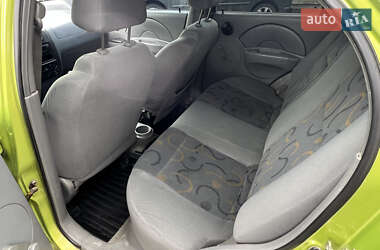 Седан Chevrolet Aveo 2004 в 