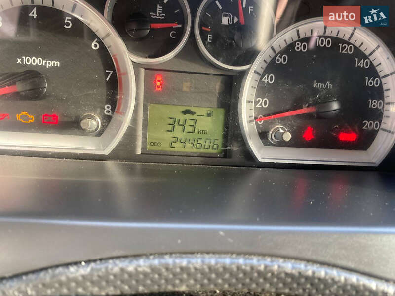 Седан Chevrolet Aveo 2006 в Києві фото 18 Седан Chevrolet Aveo 2006 в Києві