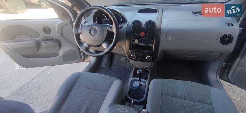 Седан Chevrolet Aveo 2005 в Запоріжжі