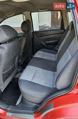 Хэтчбек Chevrolet Aveo 2008 в 