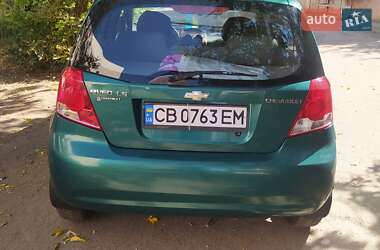 Хетчбек Chevrolet Aveo 2005 в 