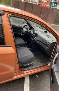 Седан Chevrolet Aveo 2006 в 