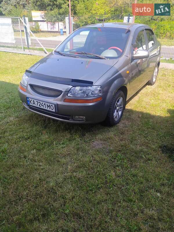 Седан Chevrolet Aveo 2004 в Виннице