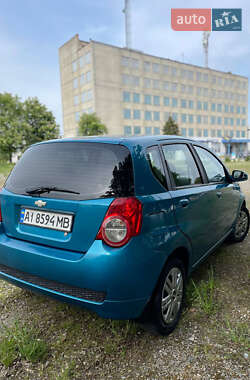 Хэтчбек Chevrolet Aveo 2008 в 