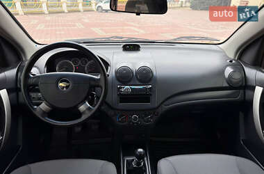 Седан Chevrolet Aveo 2009 в 