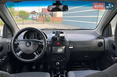 Седан Chevrolet Aveo 2005 в 