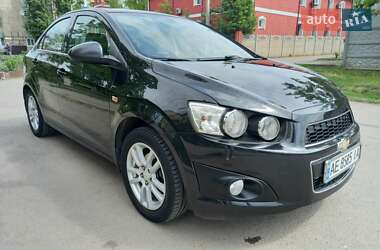 Седан Chevrolet Aveo 2012 в Кривом Роге