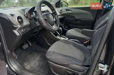 Седан Chevrolet Aveo 2012 в 