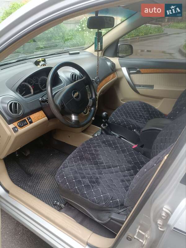 Седан Chevrolet Aveo 2008 в Полтаві
