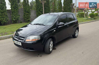 Хэтчбек Chevrolet Aveo 2006 в 