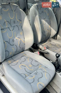 Седан Chevrolet Aveo 2004 в 
