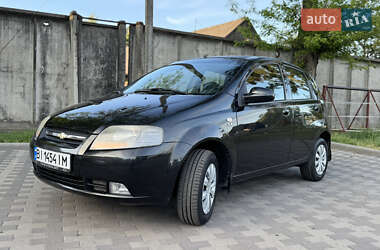 Хэтчбек Chevrolet Aveo 2007 в 