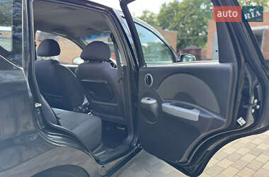 Хэтчбек Chevrolet Aveo 2007 в 