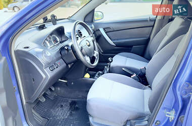 Хэтчбек Chevrolet Aveo 2008 в 