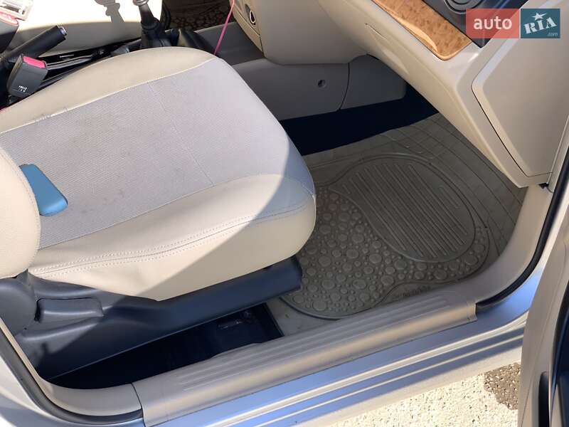 Седан Chevrolet Aveo 2008 в Харкові