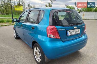 Хетчбек Chevrolet Aveo 2008 в 