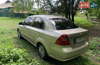 Седан Chevrolet Aveo 2008 в Києві