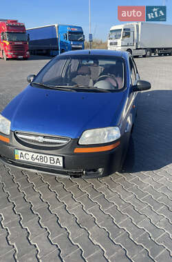 Седан Chevrolet Aveo 2005 в Любомле