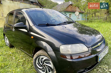 Хэтчбек Chevrolet Aveo 2004 в Воловце