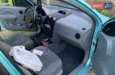 Седан Chevrolet Aveo 2005 в Львові