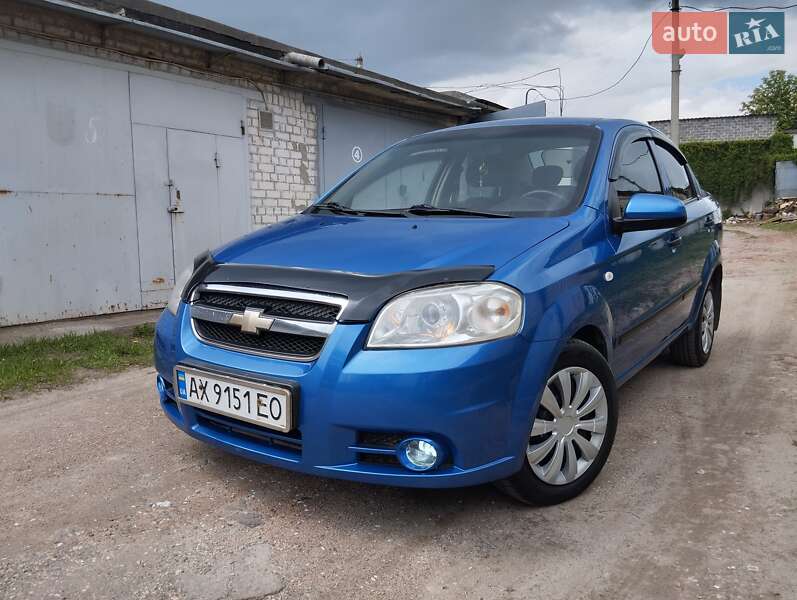 Седан Chevrolet Aveo 2010 в 