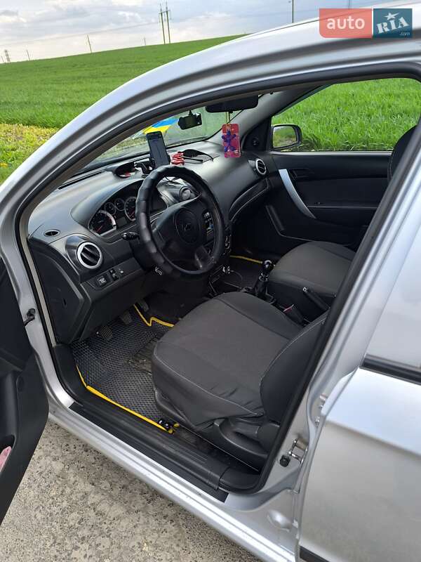 Седан Chevrolet Aveo 2007 в Хмельницком