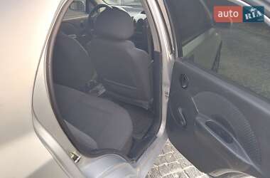 Седан Chevrolet Aveo 2005 в 