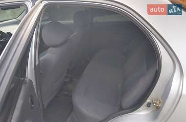 Седан Chevrolet Aveo 2005 в 