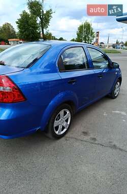 Седан Chevrolet Aveo 2011 в 