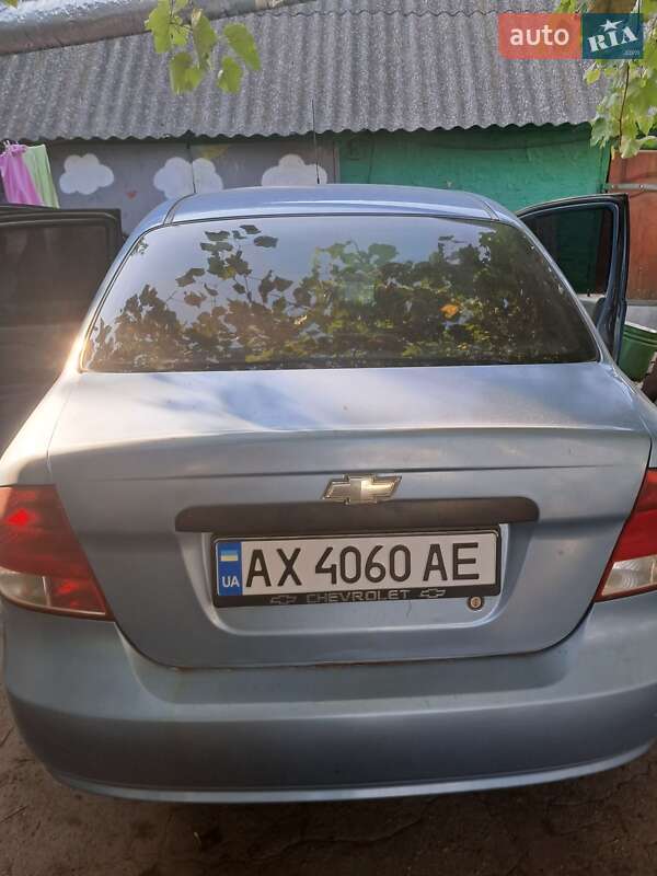 Седан Chevrolet Aveo 2005 в Лебедині
