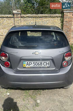 Хетчбек Chevrolet Aveo 2012 в 