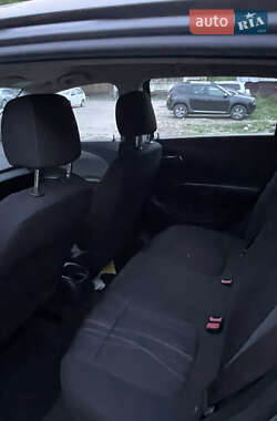 Хетчбек Chevrolet Aveo 2012 в 