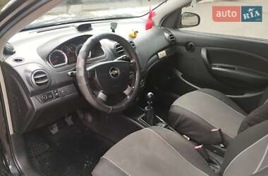 Хэтчбек Chevrolet Aveo 2008 в 