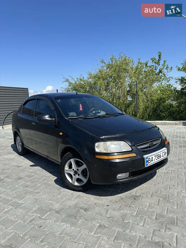 Седан Chevrolet Aveo 2005 в 