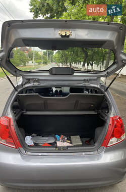 Хетчбек Chevrolet Aveo 2006 в 