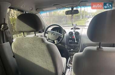 Седан Chevrolet Aveo 2004 в 