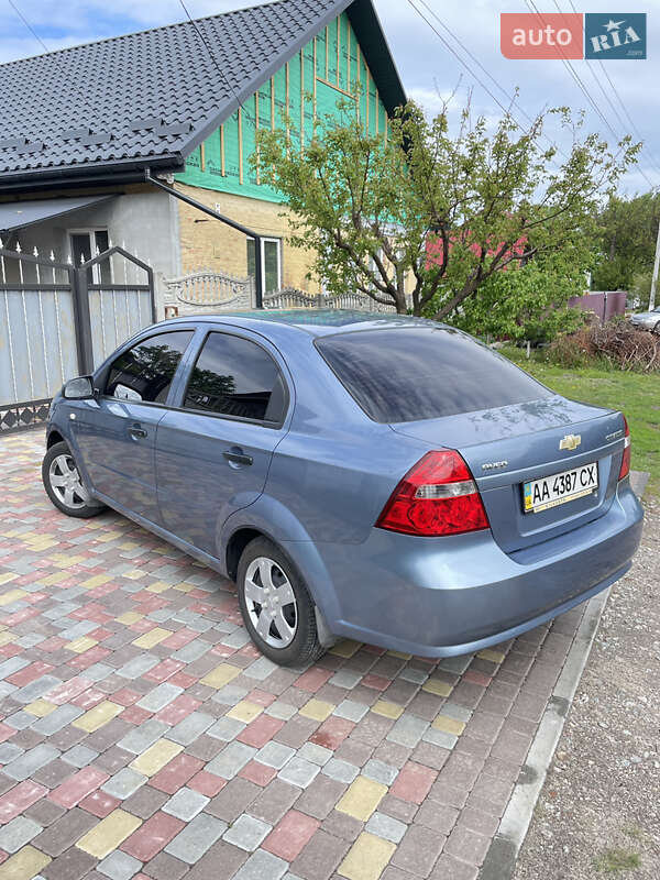 Седан Chevrolet Aveo 2007 в 