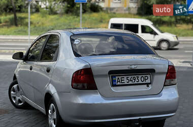 Седан Chevrolet Aveo 2005 в 