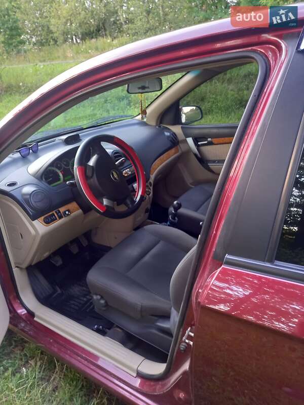 Седан Chevrolet Aveo 2008 в Тернополі