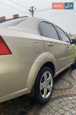 Седан Chevrolet Aveo 2008 в 