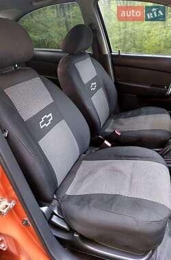 Седан Chevrolet Aveo 2006 в 