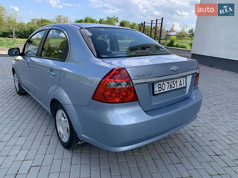 Седан Chevrolet Aveo 2007 в Тернополі
