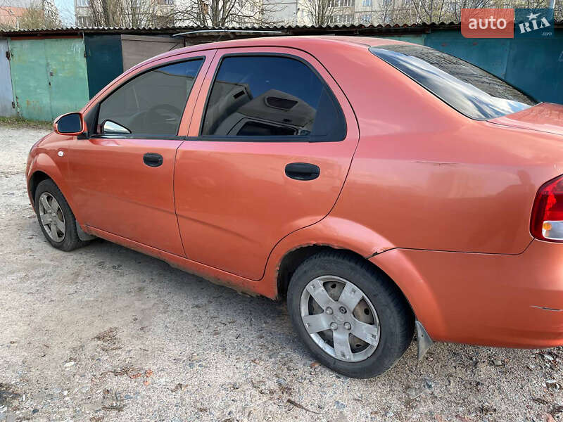Седан Chevrolet Aveo 2006 в Харькове