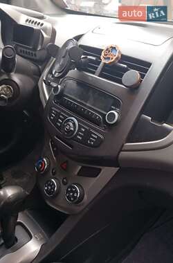 Седан Chevrolet Aveo 2012 в 