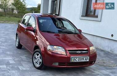 Хэтчбек Chevrolet Aveo 2006 в Жовкве